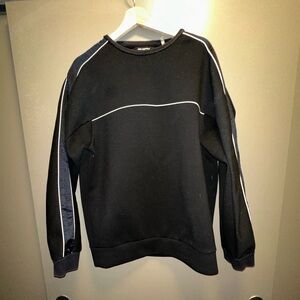 Karl lagerfield black and white piped sweater